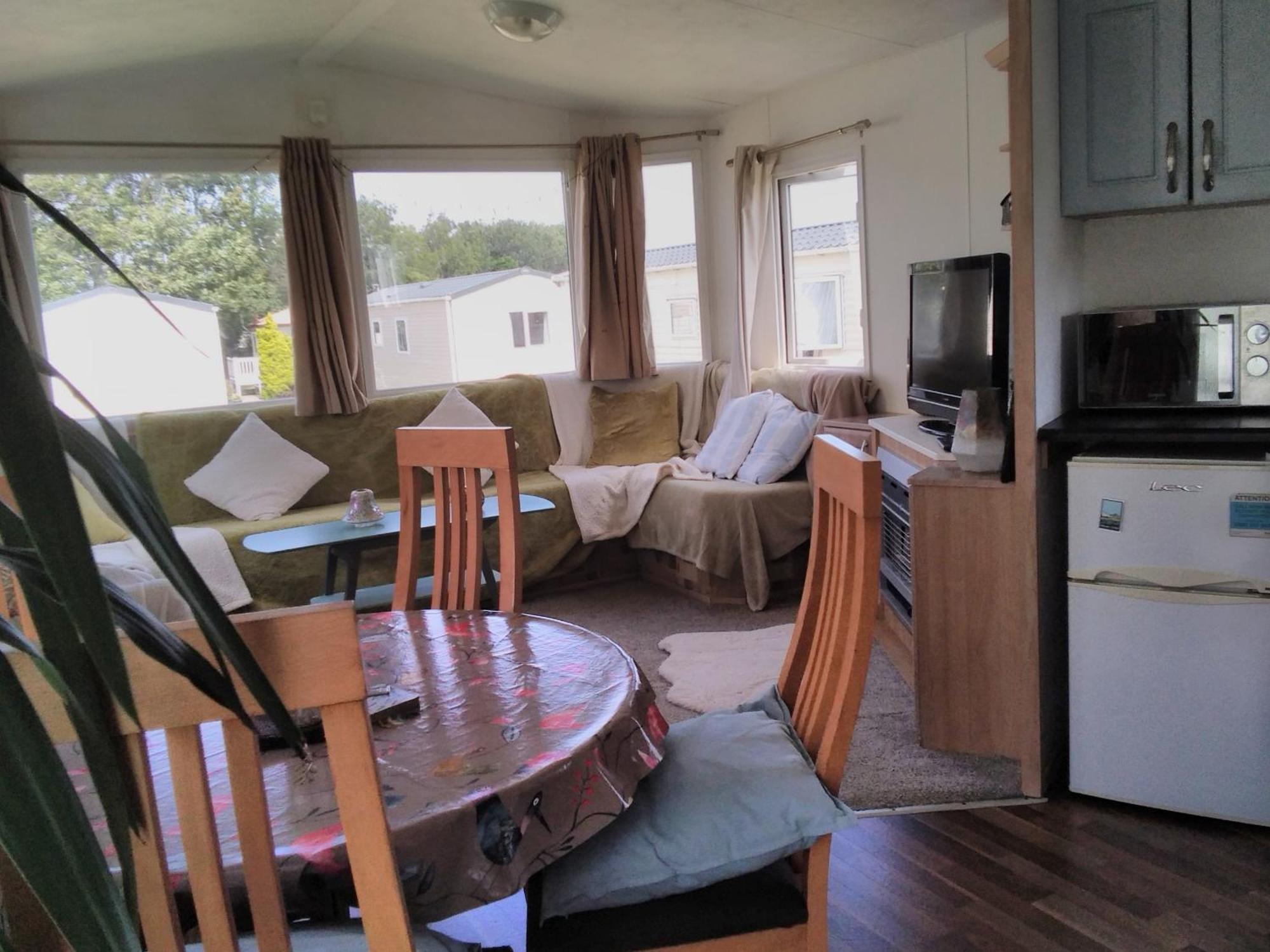 Private Caravan Situated At Parkdean Holiday Resort St Margaret'S At Cliffe Number 18 Eksteriør bilde